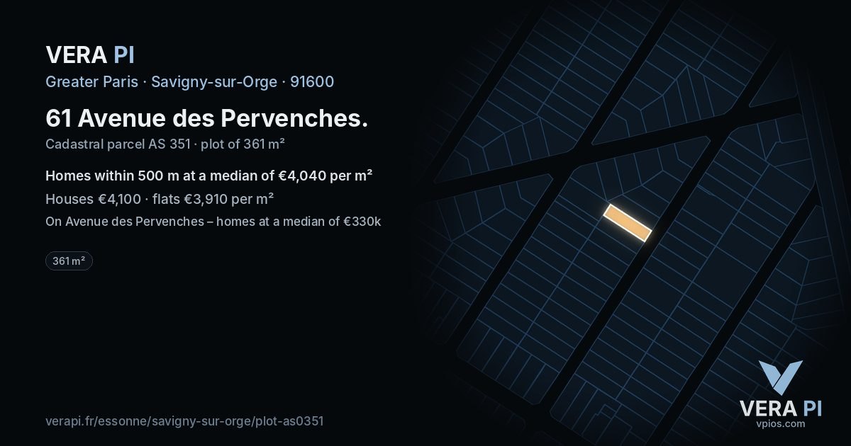 61 Avenue des Pervenches, Savigny-sur-Orge at night – the plot lit, the parcels around coloured by the prices near them