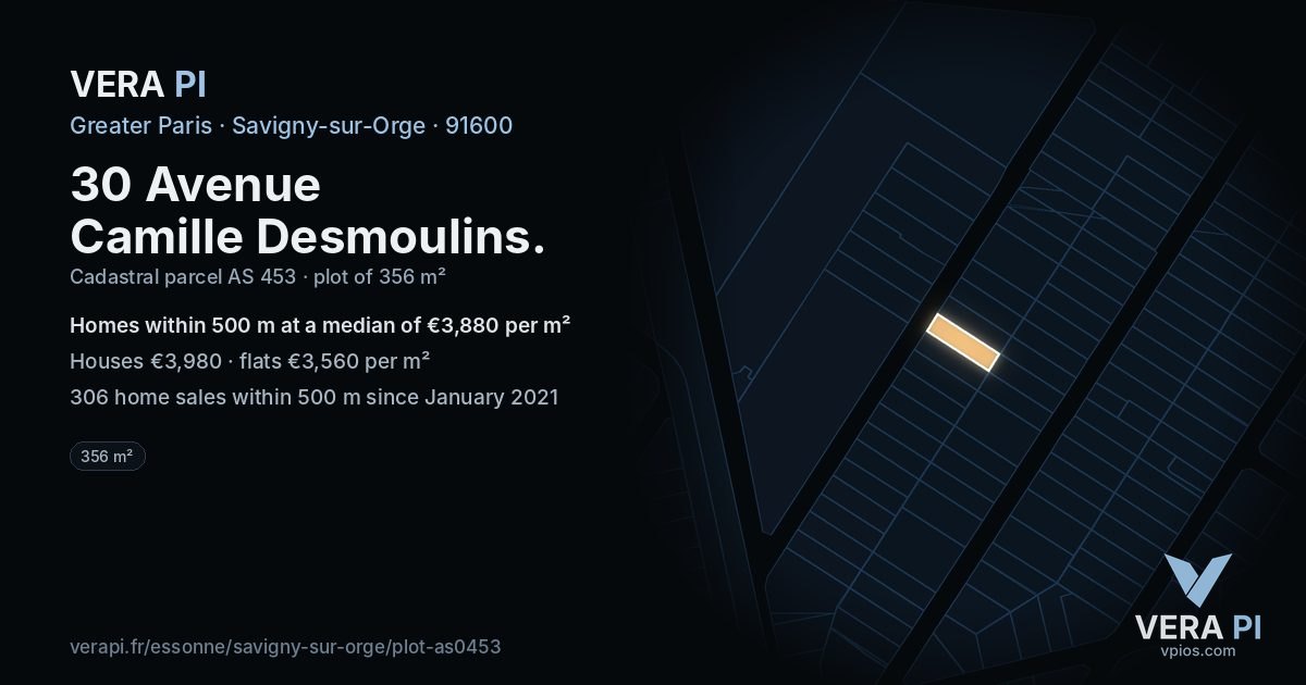 30 Avenue Camille Desmoulins, Savigny-sur-Orge at night – the plot lit, the parcels around coloured by the prices near them