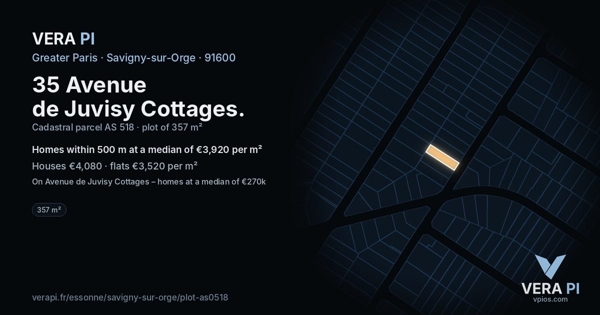 35 Avenue de Juvisy Cottages, Savigny-sur-Orge at night – the plot lit, the parcels around coloured by the prices near them