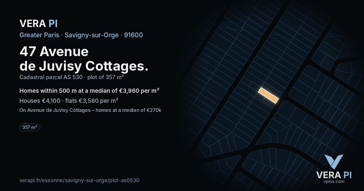 47 Avenue de Juvisy Cottages, Savigny-sur-Orge at night – the plot lit, the parcels around coloured by the prices near them