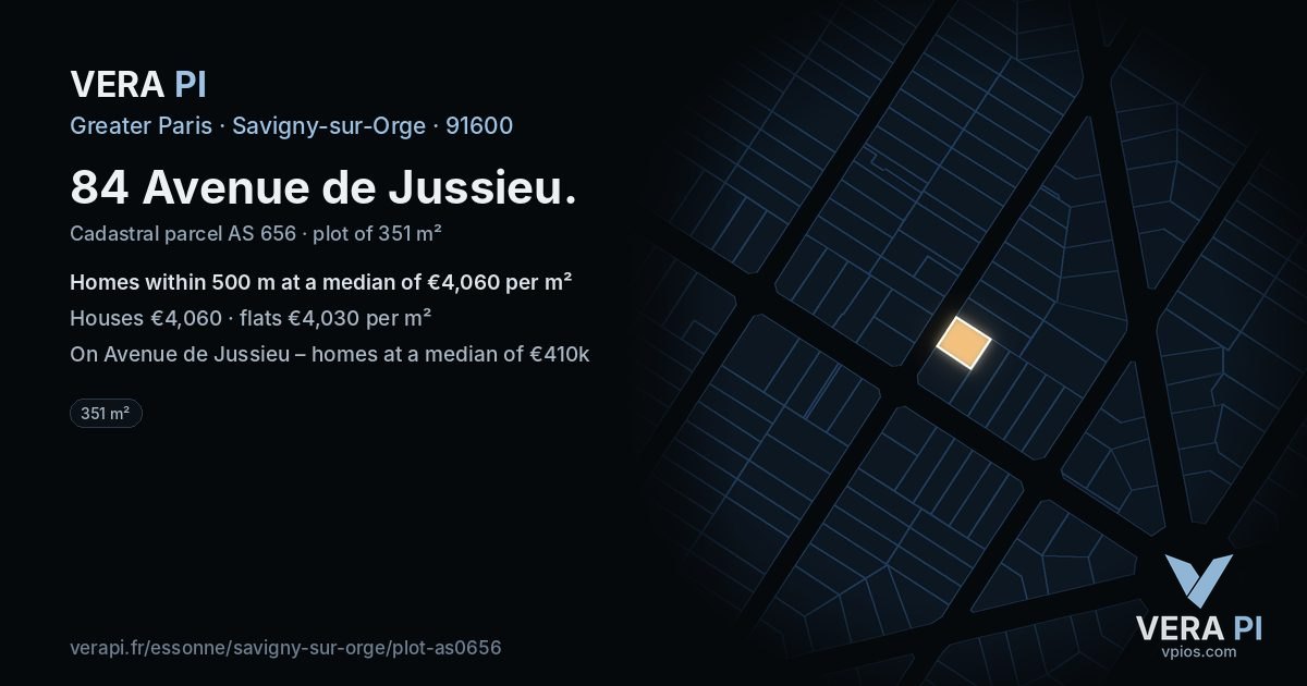 84 Avenue de Jussieu, Savigny-sur-Orge at night – the plot lit, the parcels around coloured by the prices near them