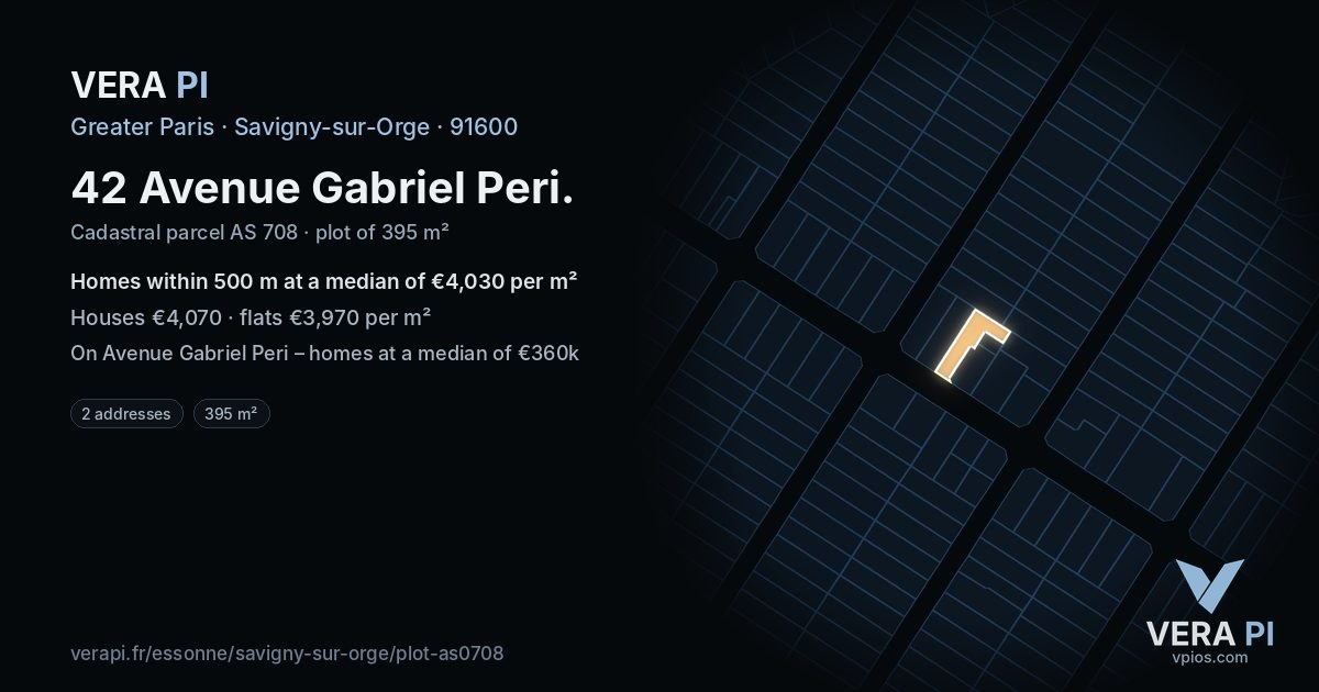 42 Avenue Gabriel Peri, Savigny-sur-Orge at night – the plot lit, the parcels around coloured by the prices near them