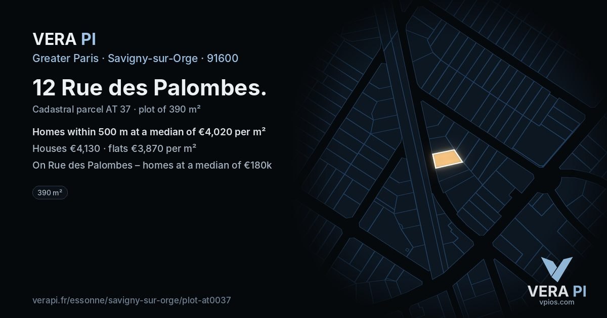 12 Rue des Palombes, Savigny-sur-Orge at night – the plot lit, the parcels around coloured by the prices near them