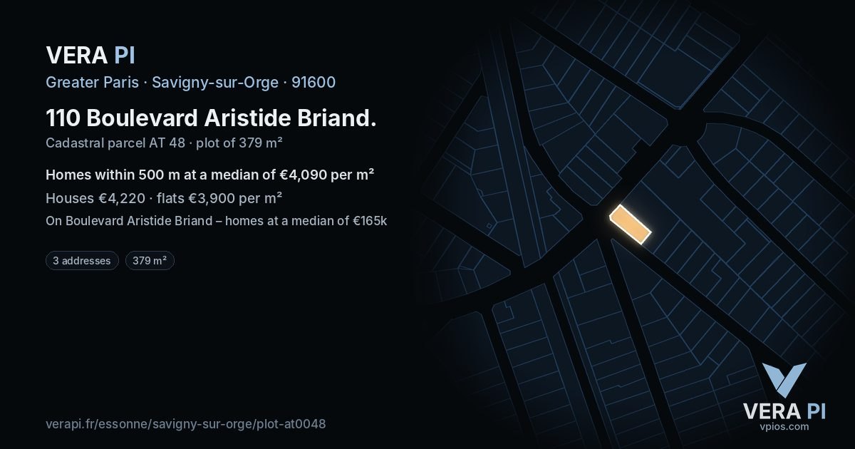 110 Boulevard Aristide Briand, Savigny-sur-Orge at night – the plot lit, the parcels around coloured by the prices near them