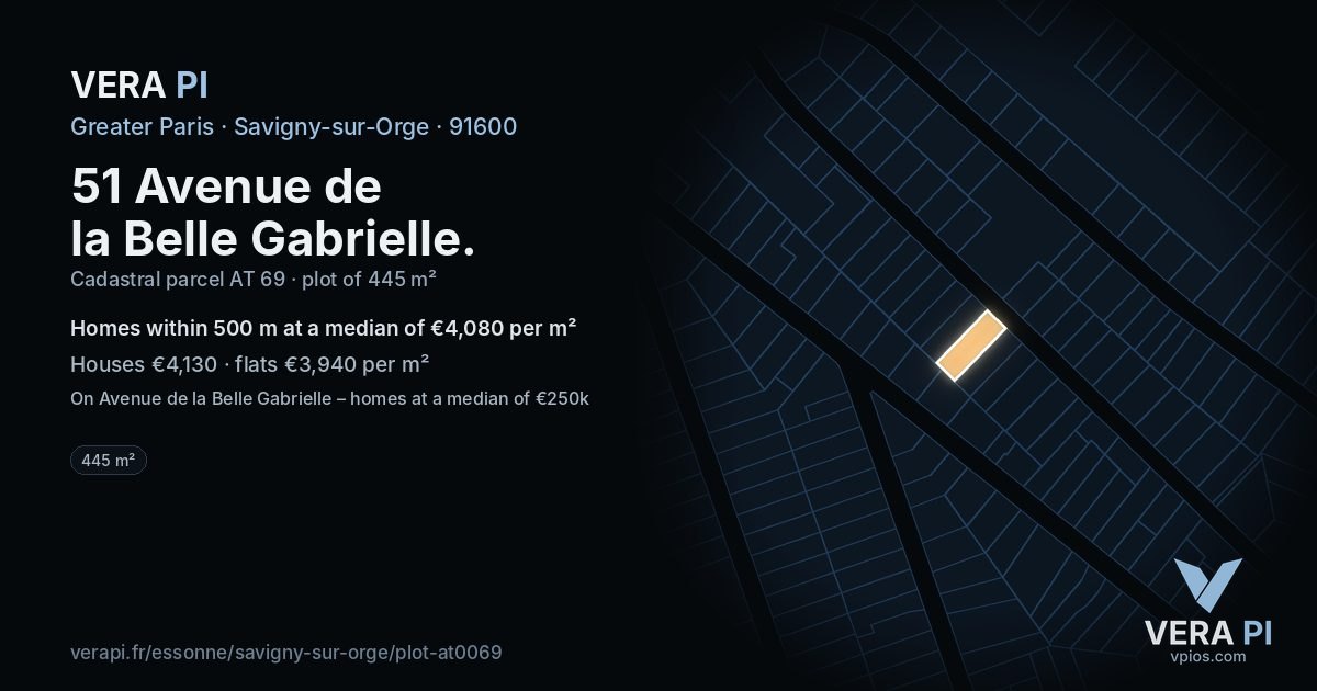 51 Avenue de la Belle Gabrielle, Savigny-sur-Orge at night – the plot lit, the parcels around coloured by the prices near them