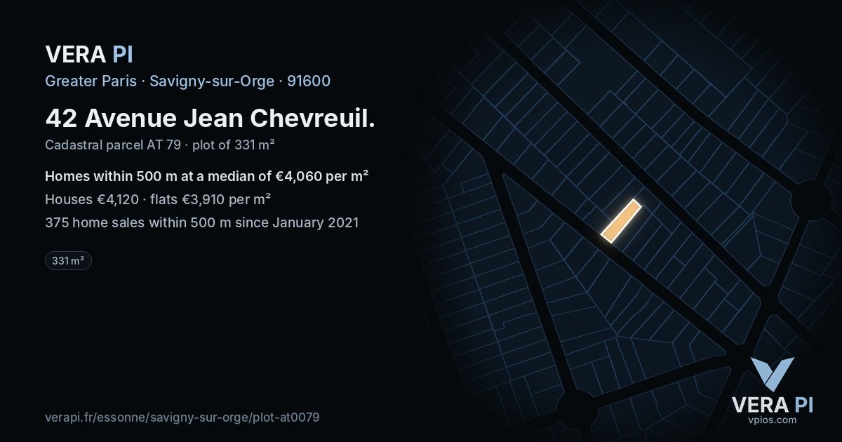 42 Avenue Jean Chevreuil, Savigny-sur-Orge at night – the plot lit, the parcels around coloured by the prices near them