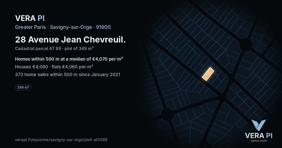 28 Avenue Jean Chevreuil, Savigny-sur-Orge at night – the plot lit, the parcels around coloured by the prices near them