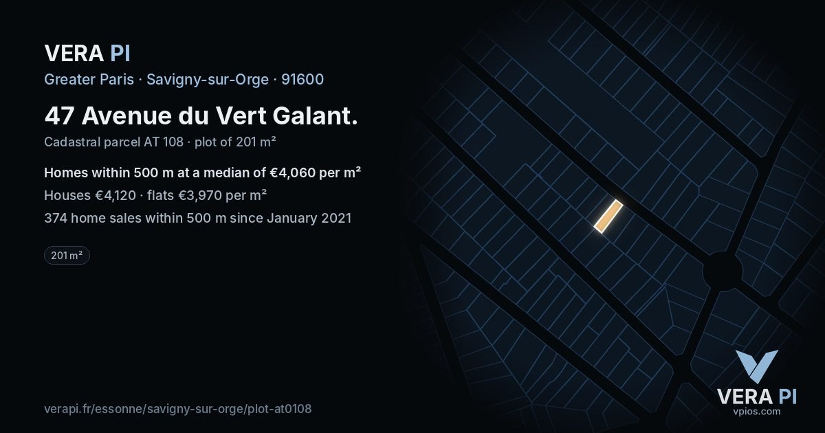 47 Avenue du Vert Galant, Savigny-sur-Orge at night – the plot lit, the parcels around coloured by the prices near them
