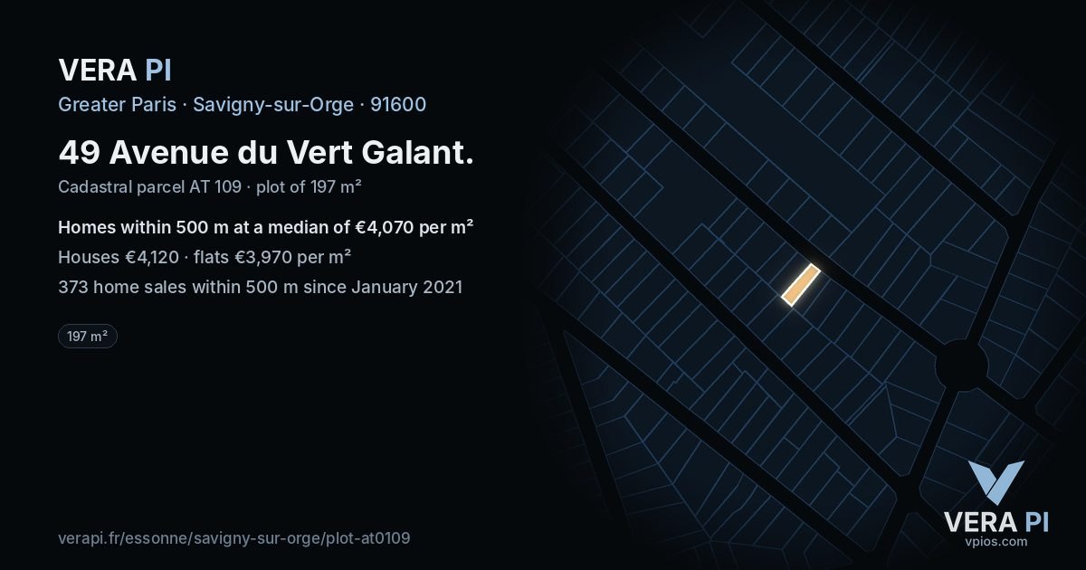 49 Avenue du Vert Galant, Savigny-sur-Orge at night – the plot lit, the parcels around coloured by the prices near them