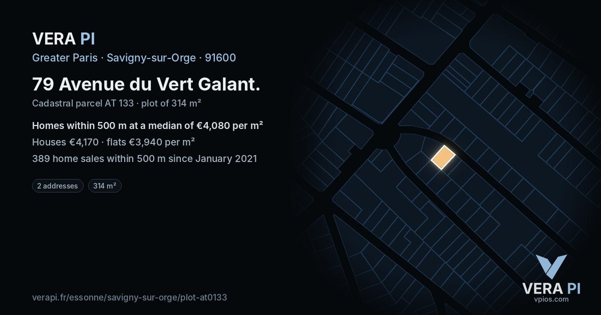 79 Avenue du Vert Galant, Savigny-sur-Orge at night – the plot lit, the parcels around coloured by the prices near them