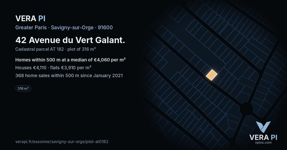 42 Avenue du Vert Galant, Savigny-sur-Orge at night – the plot lit, the parcels around coloured by the prices near them