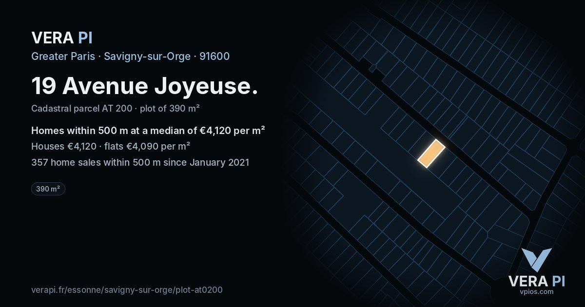 19 Avenue Joyeuse, Savigny-sur-Orge at night – the plot lit, the parcels around coloured by the prices near them