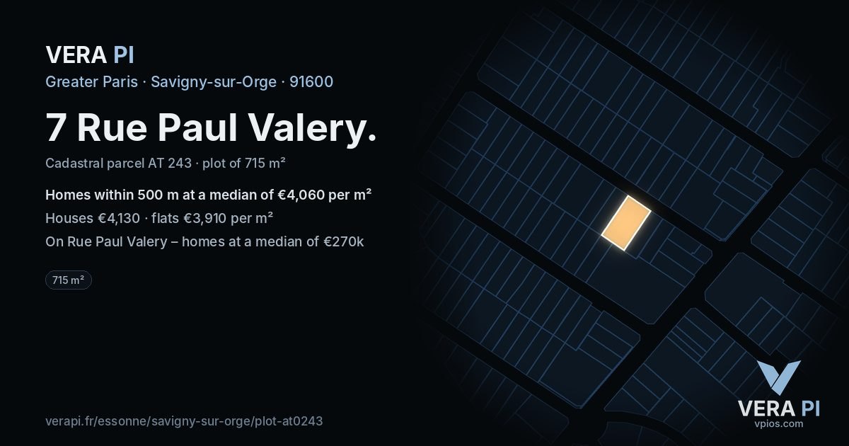 7 Rue Paul Valery, Savigny-sur-Orge at night – the plot lit, the parcels around coloured by the prices near them