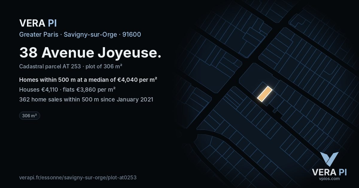 38 Avenue Joyeuse, Savigny-sur-Orge at night – the plot lit, the parcels around coloured by the prices near them