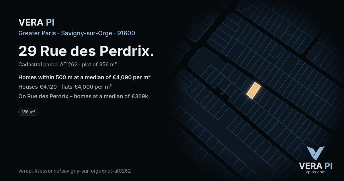 29 Rue des Perdrix, Savigny-sur-Orge at night – the plot lit, the parcels around coloured by the prices near them