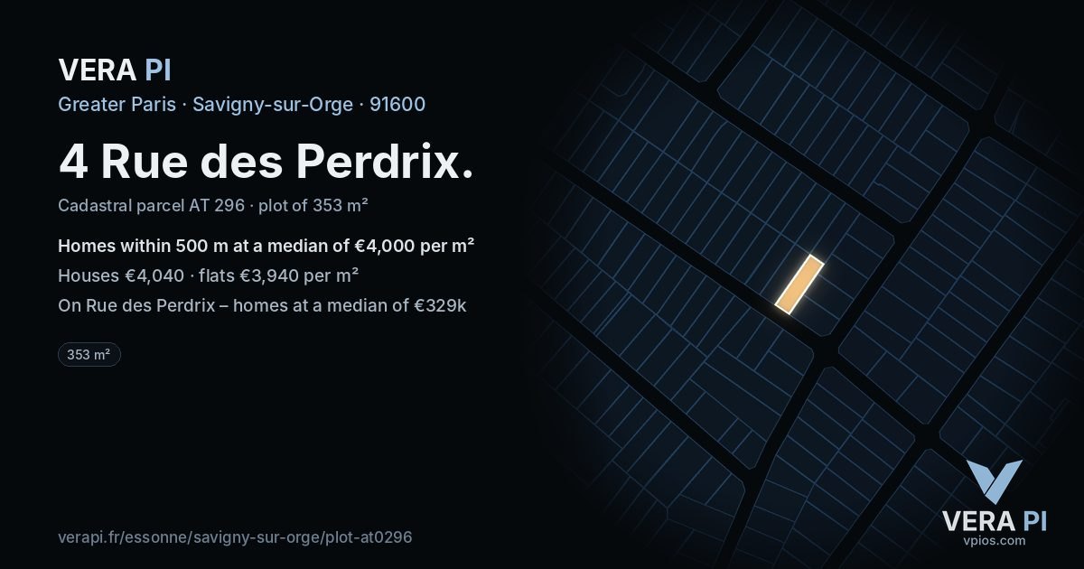4 Rue des Perdrix, Savigny-sur-Orge at night – the plot lit, the parcels around coloured by the prices near them