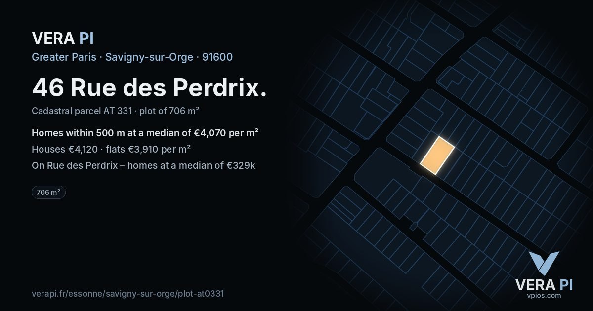 46 Rue des Perdrix, Savigny-sur-Orge at night – the plot lit, the parcels around coloured by the prices near them