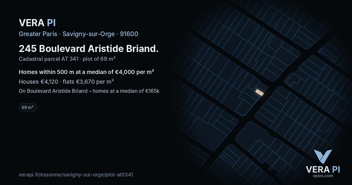 245 Boulevard Aristide Briand, Savigny-sur-Orge at night – the plot lit, the parcels around coloured by the prices near them