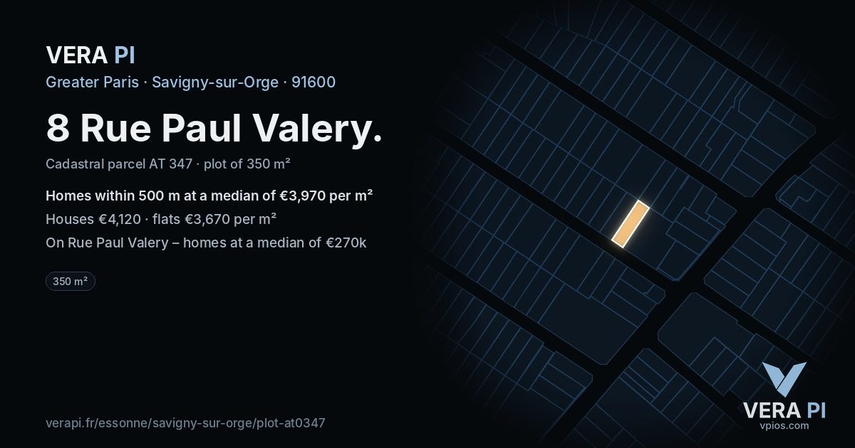 8 Rue Paul Valery, Savigny-sur-Orge at night – the plot lit, the parcels around coloured by the prices near them