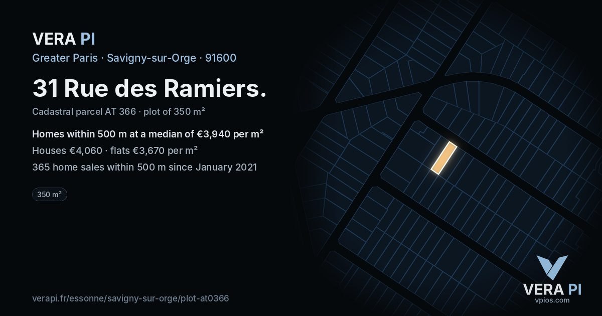 31 Rue des Ramiers, Savigny-sur-Orge at night – the plot lit, the parcels around coloured by the prices near them