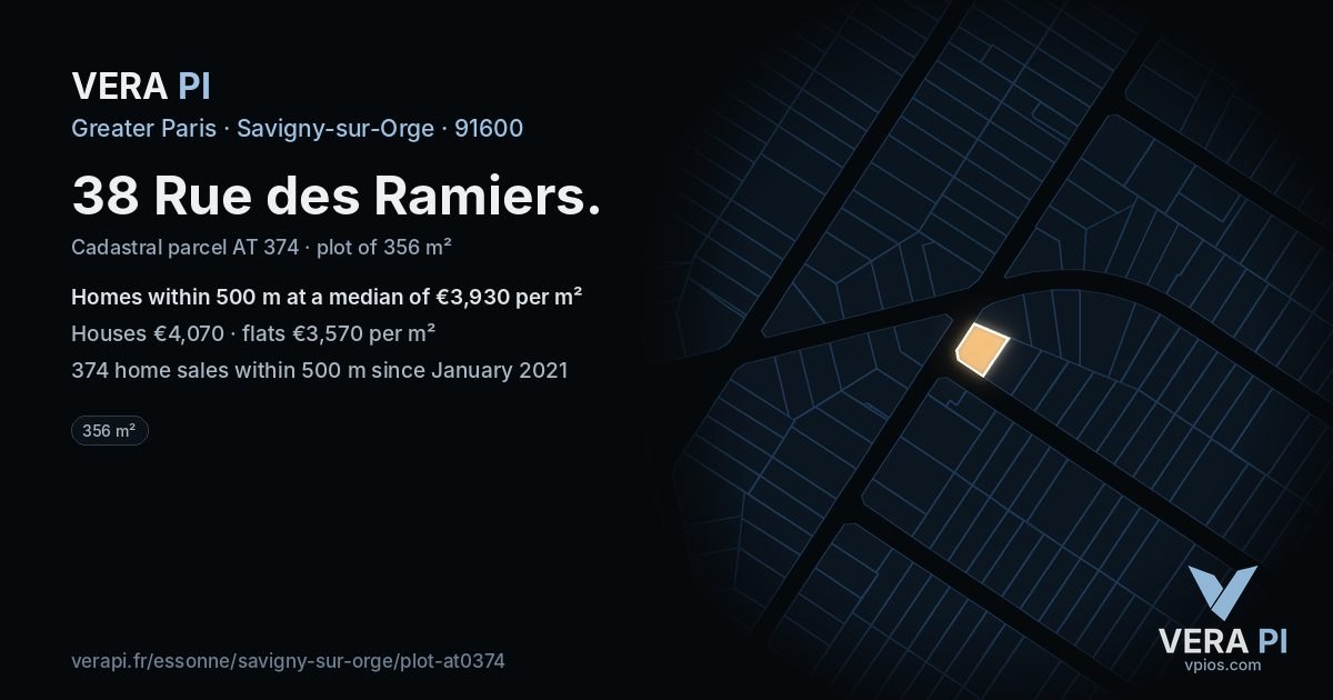 38 Rue des Ramiers, Savigny-sur-Orge at night – the plot lit, the parcels around coloured by the prices near them