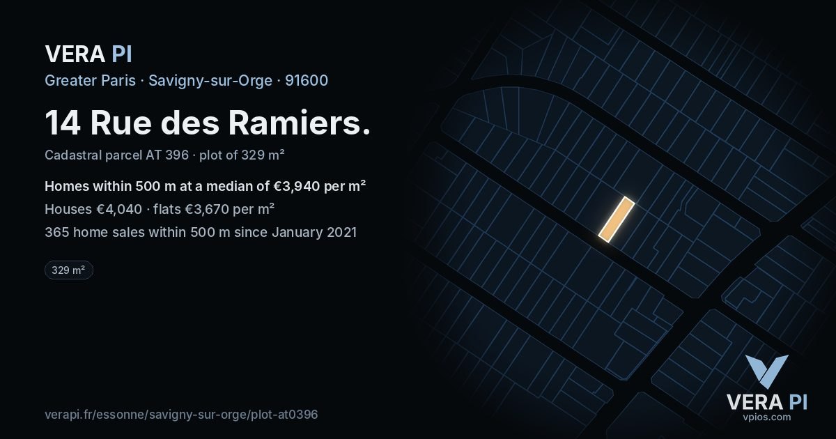 14 Rue des Ramiers, Savigny-sur-Orge at night – the plot lit, the parcels around coloured by the prices near them