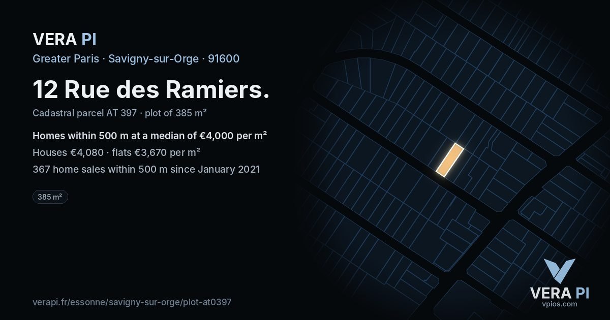 12 Rue des Ramiers, Savigny-sur-Orge at night – the plot lit, the parcels around coloured by the prices near them