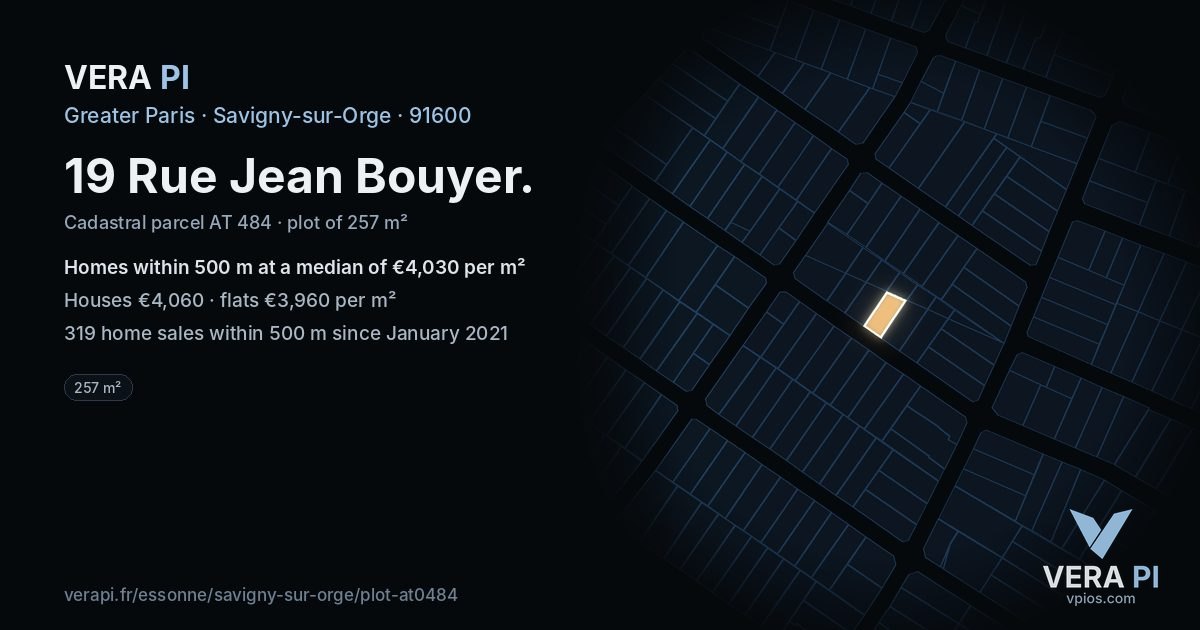 19 Rue Jean Bouyer, Savigny-sur-Orge at night – the plot lit, the parcels around coloured by the prices near them