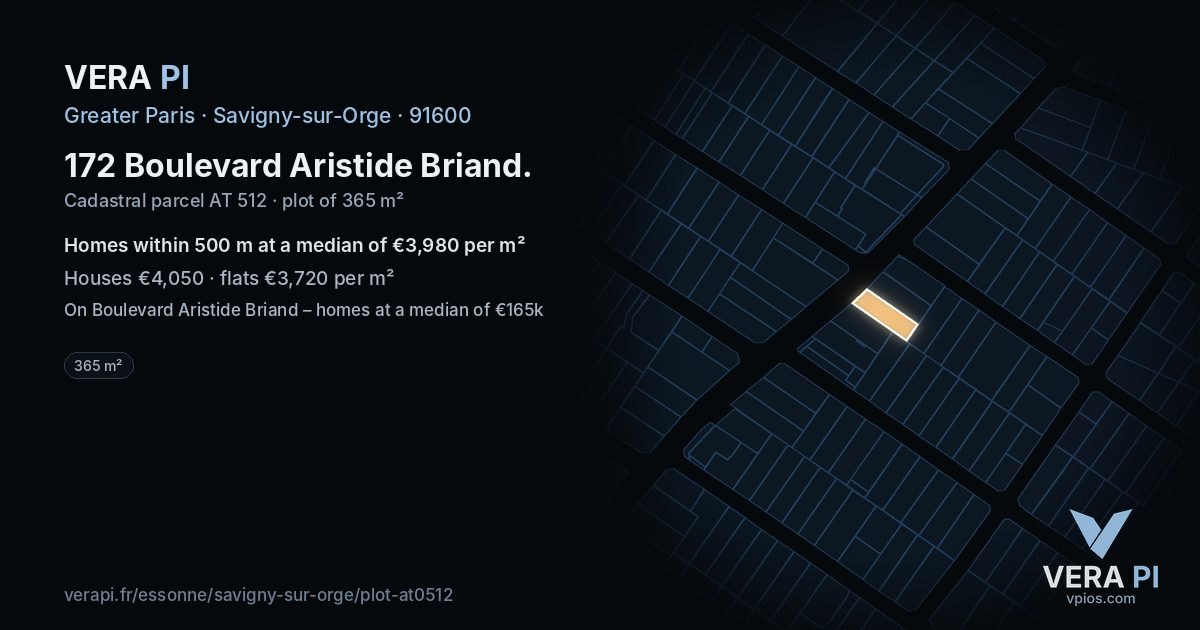 172 Boulevard Aristide Briand, Savigny-sur-Orge at night – the plot lit, the parcels around coloured by the prices near them
