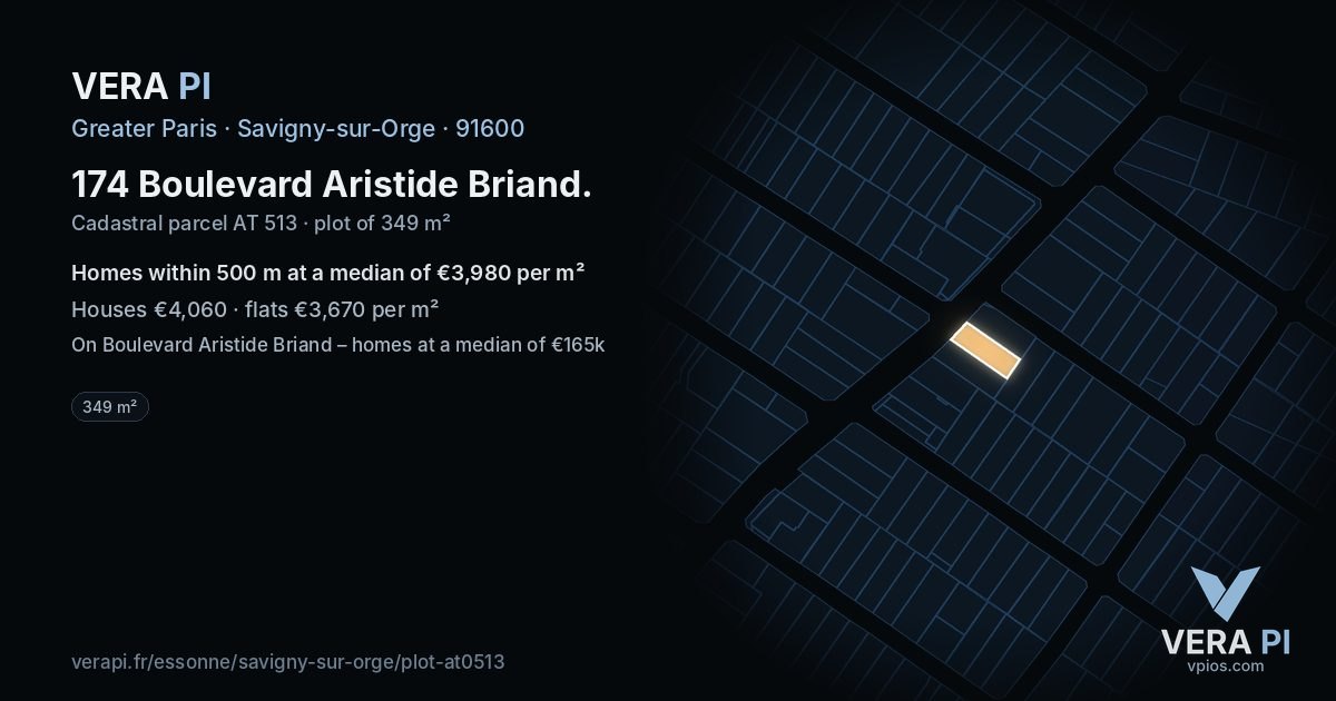 174 Boulevard Aristide Briand, Savigny-sur-Orge at night – the plot lit, the parcels around coloured by the prices near them