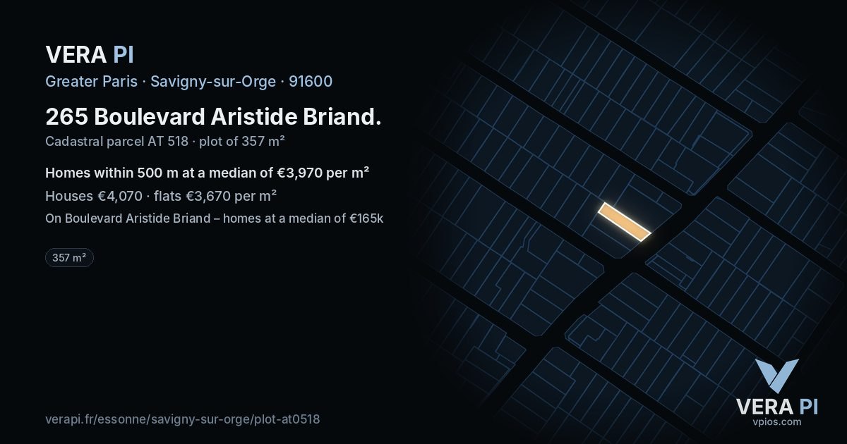 265 Boulevard Aristide Briand, Savigny-sur-Orge at night – the plot lit, the parcels around coloured by the prices near them
