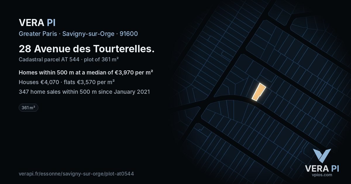 28 Avenue des Tourterelles, Savigny-sur-Orge at night – the plot lit, the parcels around coloured by the prices near them
