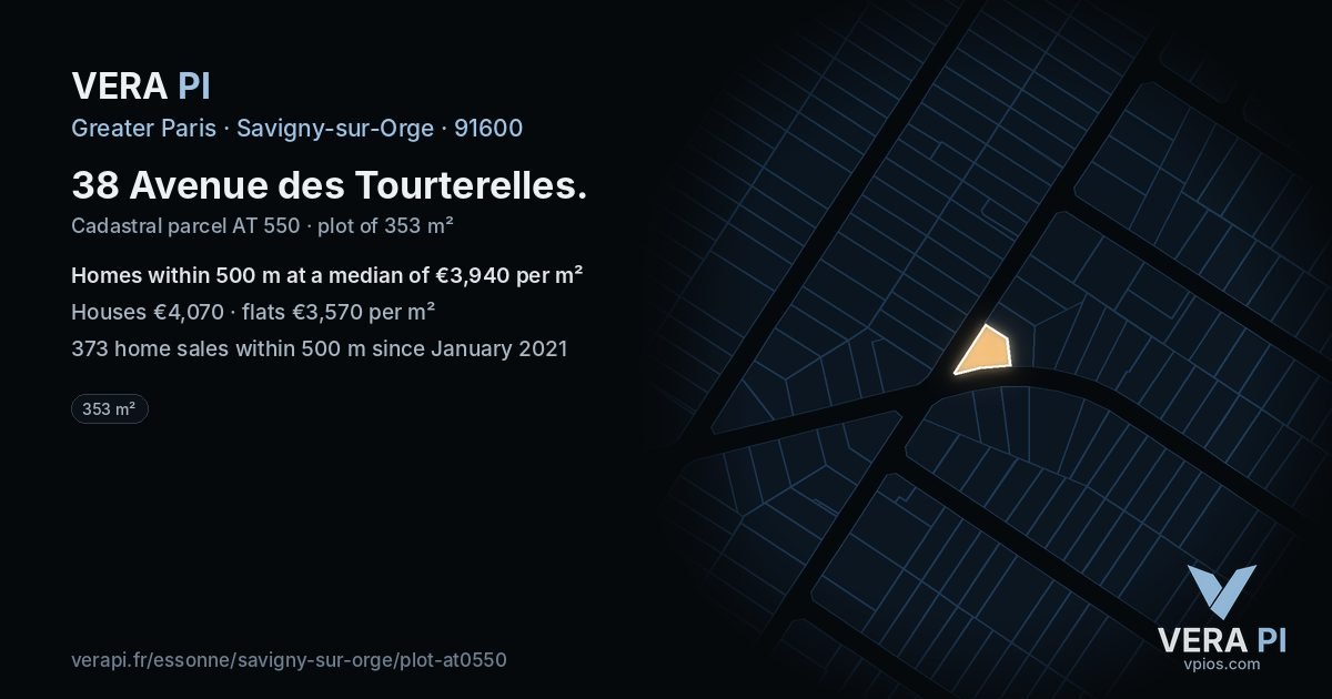 38 Avenue des Tourterelles, Savigny-sur-Orge at night – the plot lit, the parcels around coloured by the prices near them