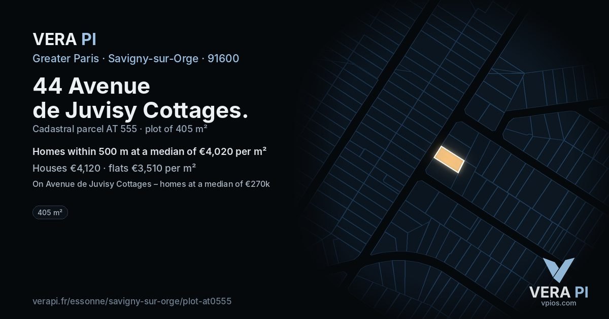 44 Avenue de Juvisy Cottages, Savigny-sur-Orge at night – the plot lit, the parcels around coloured by the prices near them