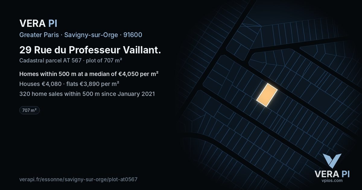 29 Rue du Professeur Vaillant, Savigny-sur-Orge at night – the plot lit, the parcels around coloured by the prices near them