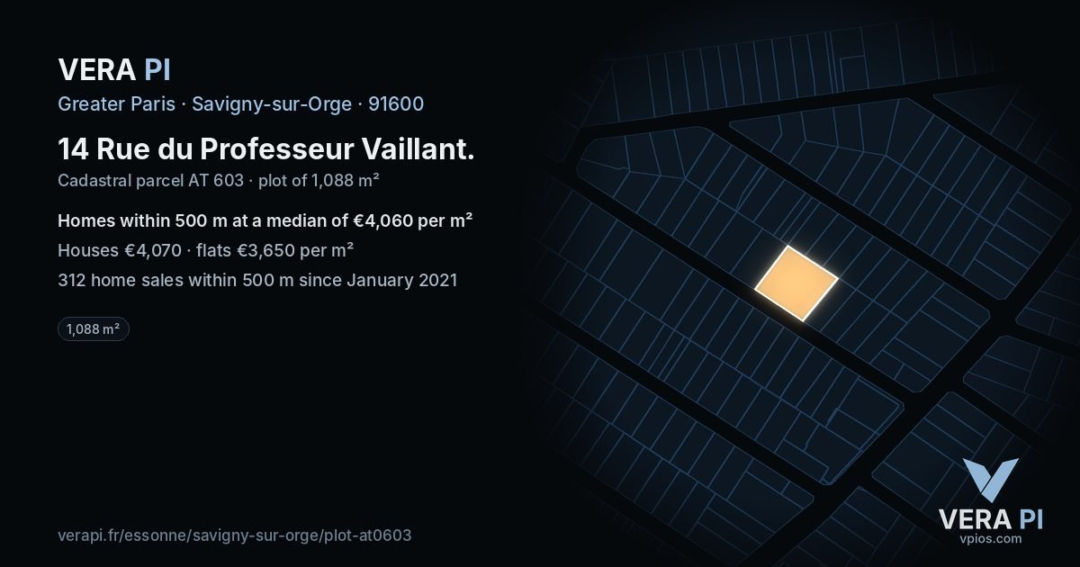 14 Rue du Professeur Vaillant, Savigny-sur-Orge at night – the plot lit, the parcels around coloured by the prices near them