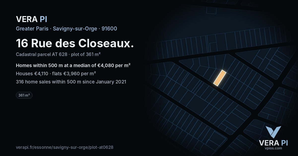 16 Rue des Closeaux, Savigny-sur-Orge at night – the plot lit, the parcels around coloured by the prices near them
