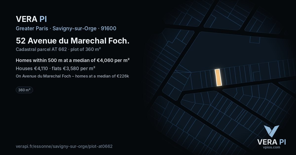 52 Avenue du Marechal Foch, Savigny-sur-Orge at night – the plot lit, the parcels around coloured by the prices near them