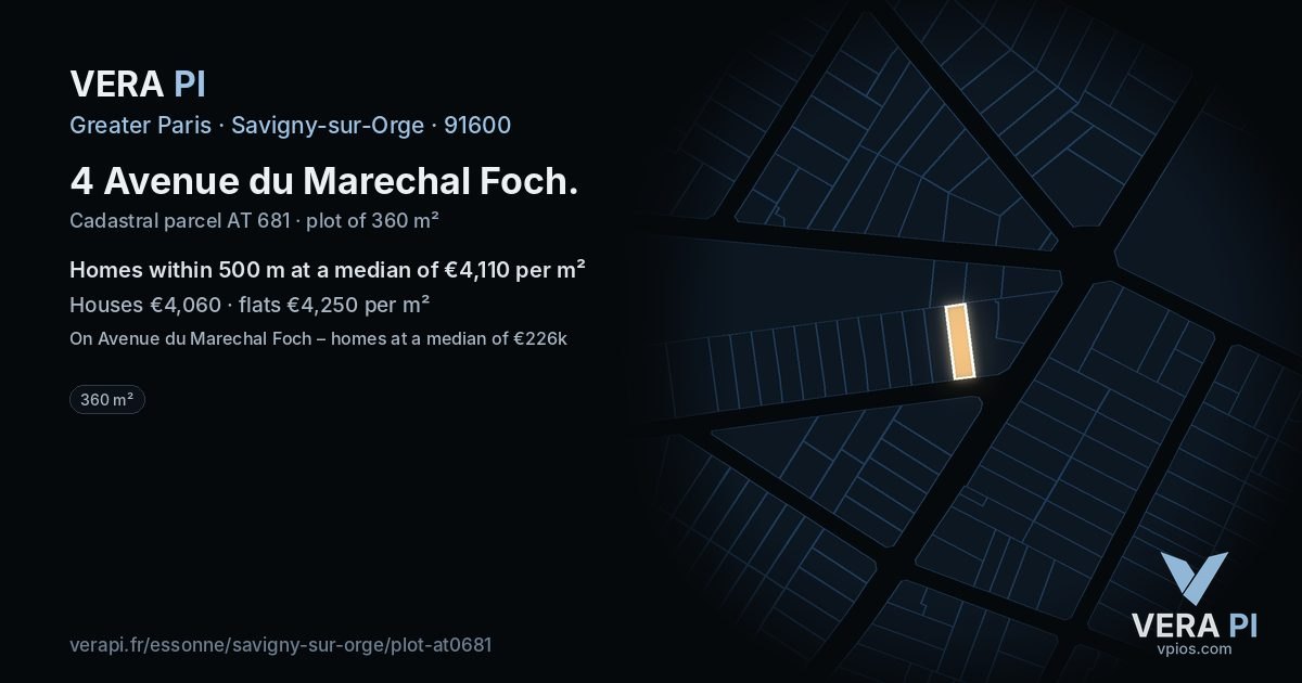 4 Avenue du Marechal Foch, Savigny-sur-Orge at night – the plot lit, the parcels around coloured by the prices near them