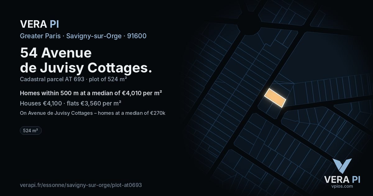 54 Avenue de Juvisy Cottages, Savigny-sur-Orge at night – the plot lit, the parcels around coloured by the prices near them