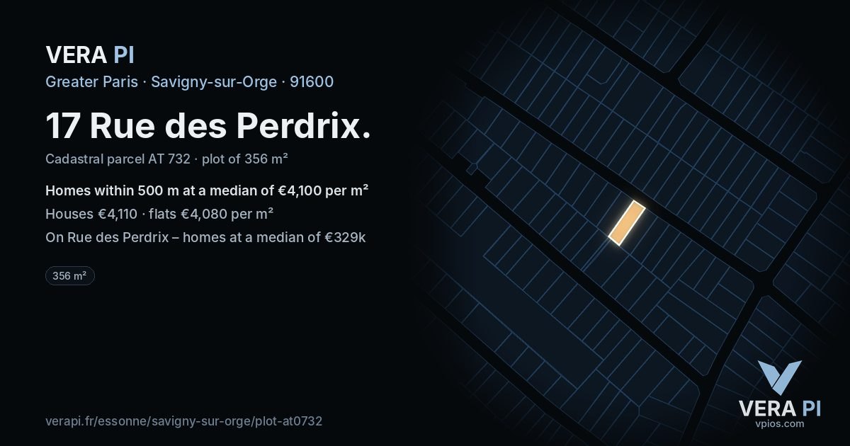 17 Rue des Perdrix, Savigny-sur-Orge at night – the plot lit, the parcels around coloured by the prices near them