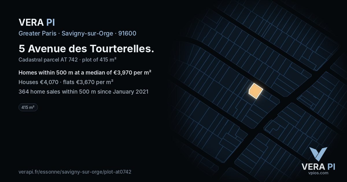 5 Avenue des Tourterelles, Savigny-sur-Orge at night – the plot lit, the parcels around coloured by the prices near them