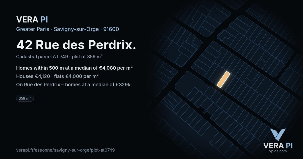 42 Rue des Perdrix, Savigny-sur-Orge at night – the plot lit, the parcels around coloured by the prices near them