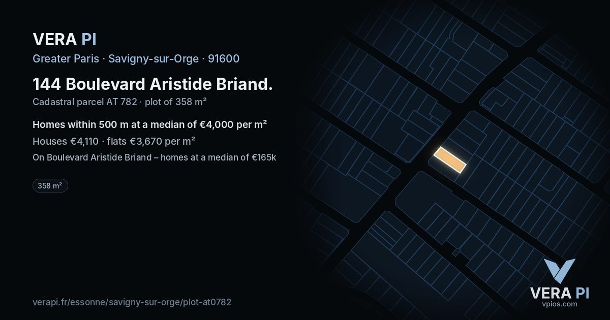 144 Boulevard Aristide Briand, Savigny-sur-Orge at night – the plot lit, the parcels around coloured by the prices near them