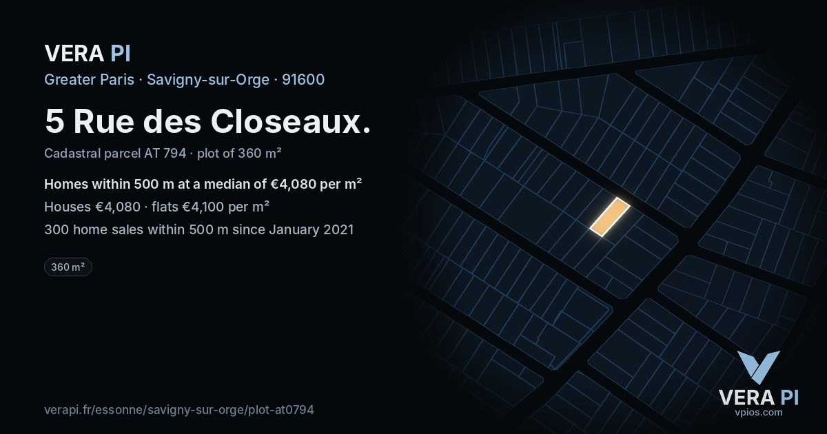 5 Rue des Closeaux, Savigny-sur-Orge at night – the plot lit, the parcels around coloured by the prices near them