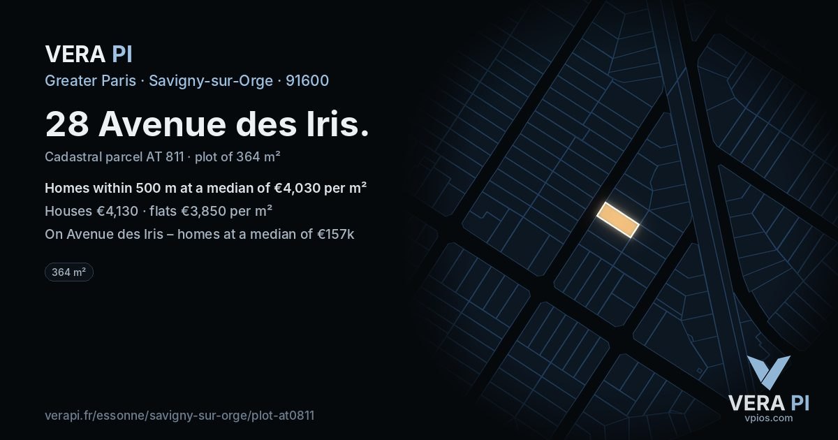 28 Avenue des Iris, Savigny-sur-Orge at night – the plot lit, the parcels around coloured by the prices near them
