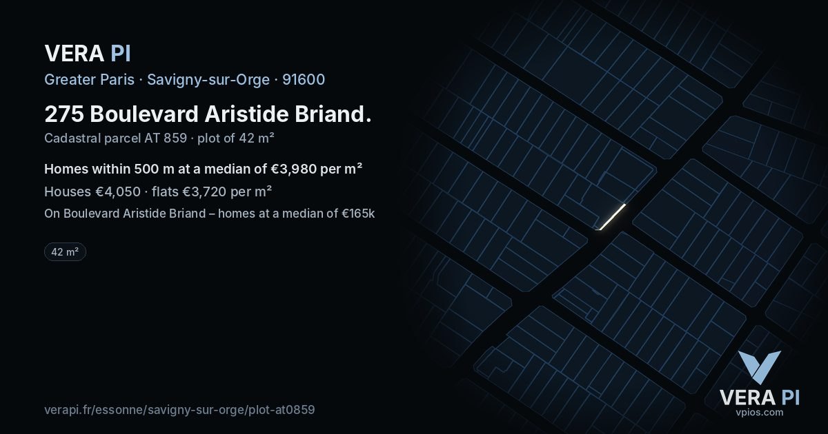 275 Boulevard Aristide Briand, Savigny-sur-Orge at night – the plot lit, the parcels around coloured by the prices near them