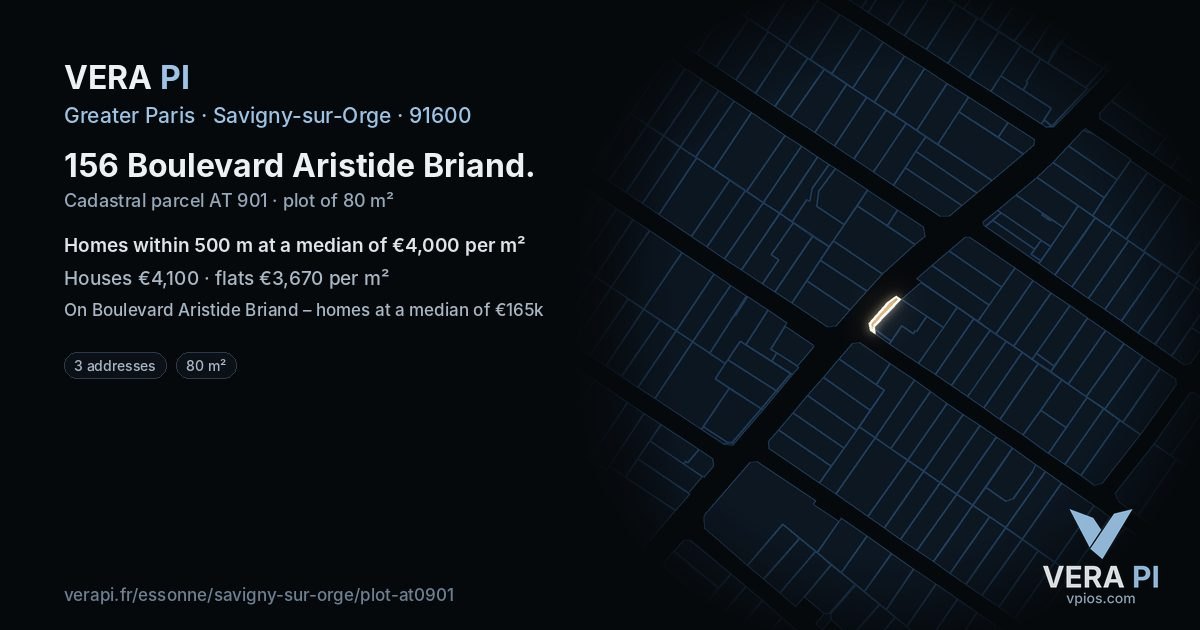 156 Boulevard Aristide Briand, Savigny-sur-Orge at night – the plot lit, the parcels around coloured by the prices near them