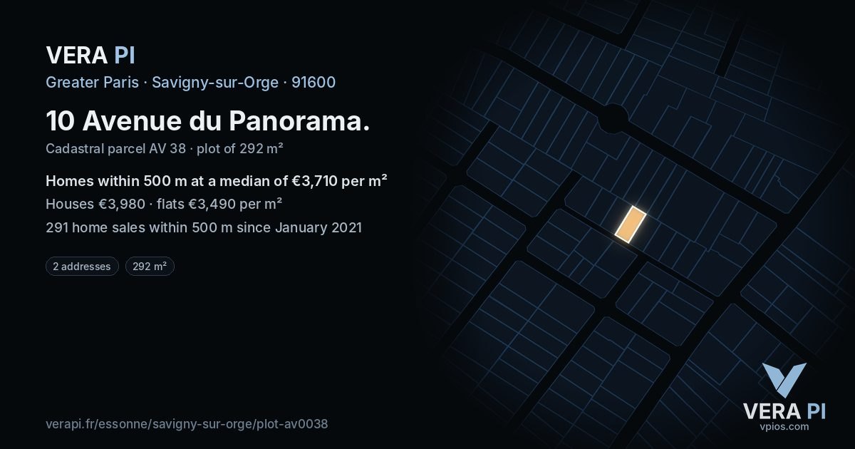 10 Avenue du Panorama, Savigny-sur-Orge at night – the plot lit, the parcels around coloured by the prices near them