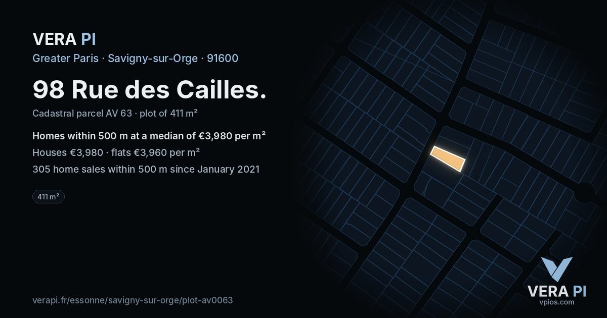 98 Rue des Cailles, Savigny-sur-Orge at night – the plot lit, the parcels around coloured by the prices near them